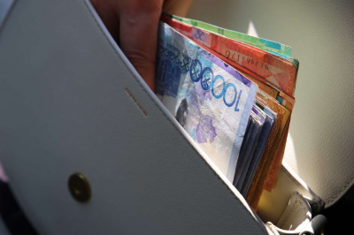 Получателей АСП стало меньше